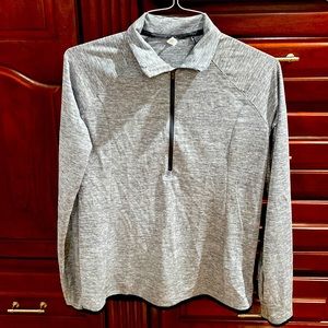 New without tags Under Armour Run Half Zip Size Medium for Women